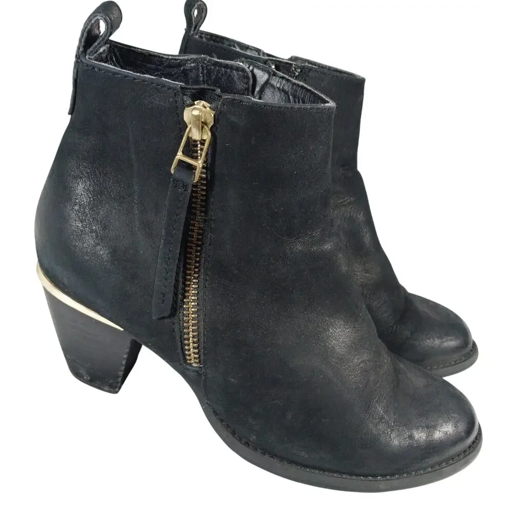 STEVE MADDEN! BLACK GENUINE LEATHER DUAL ZIPPER GOLD HEEL TRIM ANKLE BOOTS! 6.5M